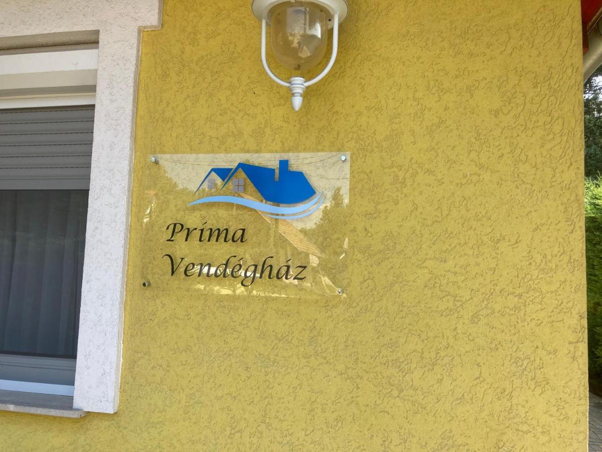 Hotel Prima Vendeghaz Tiszakécske Exterior foto